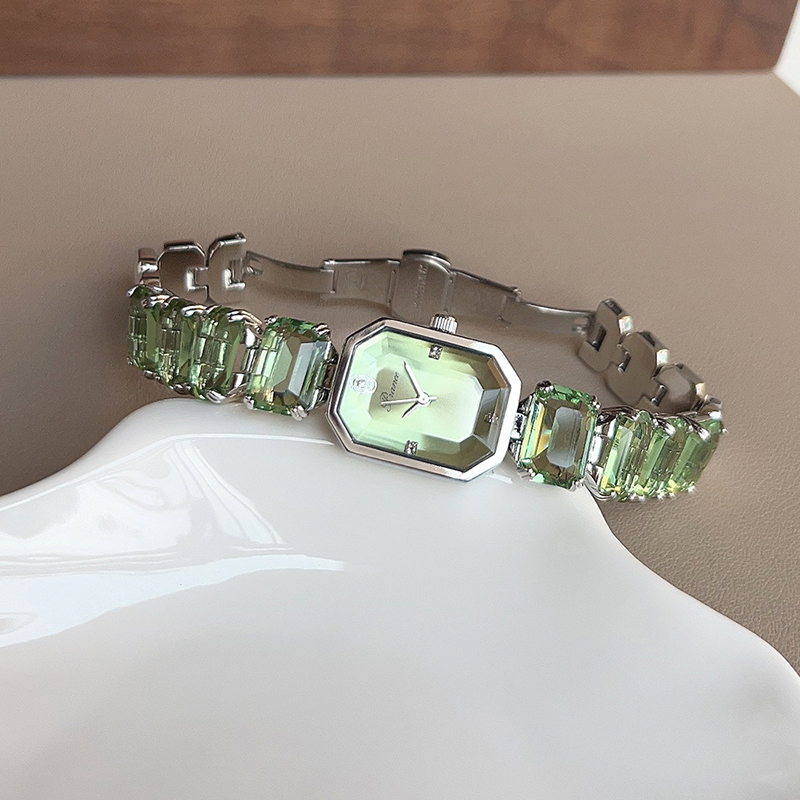 UTHAI Women Watches for Girls  - Luxury Watch White review and price