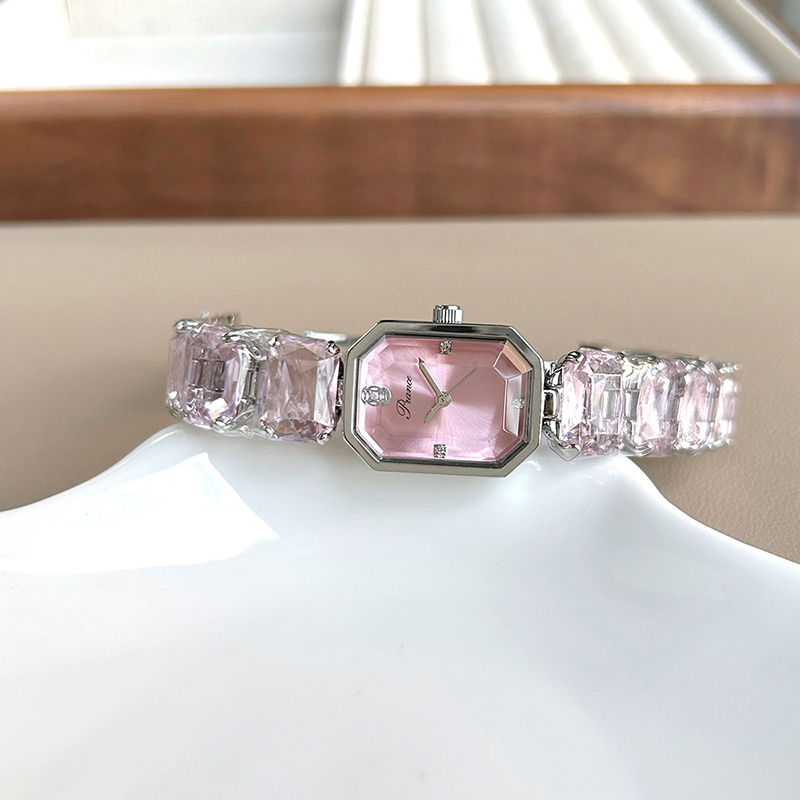 UTHAI Women Watches for Girls  - Luxury Watch White review and price