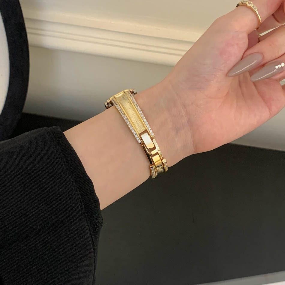 Women Luxury French Style Band - Luxury Watch German review and price