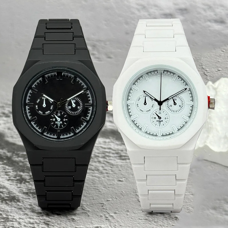 Famous Brand Fake Three-Eyed D - Luxury Watch Exchange review and price