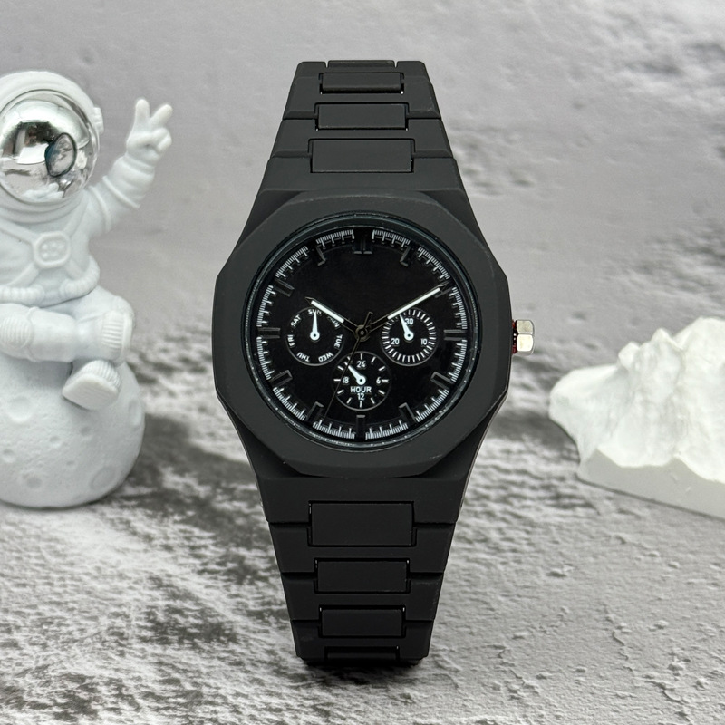 Famous Brand Fake Three-Eyed D - Luxury Watch Exchange review and price